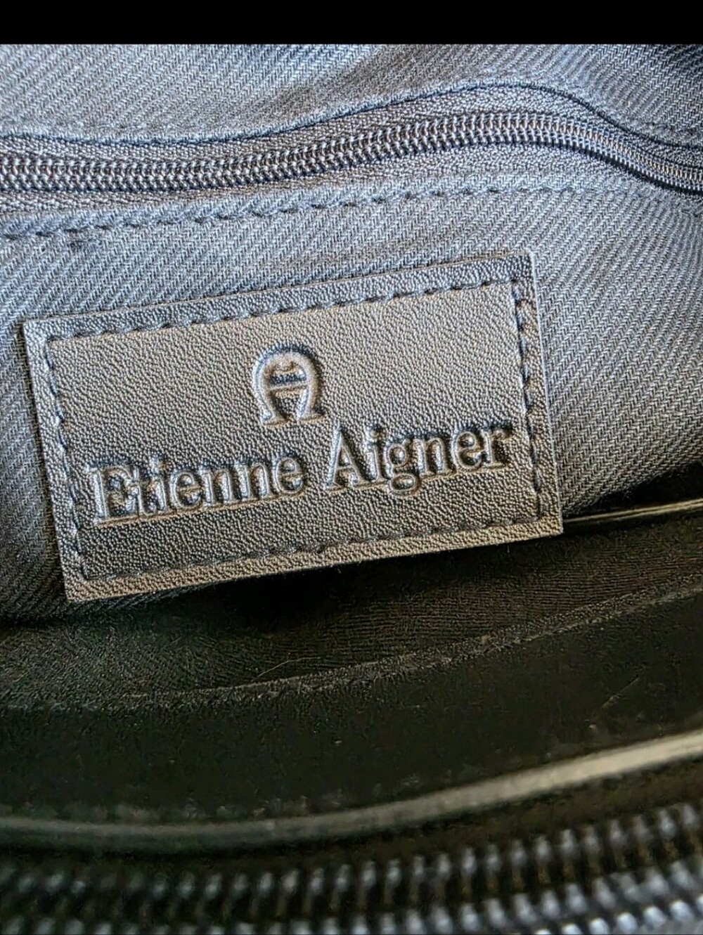 Beautiful Vintage Monogram Etienne Aigner Black Shoulder Handbag Clean!! - Picture 12 of 16